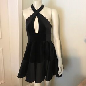 Guess by Marciano Black Sleeveless Fit and Flare Cocktail Dress